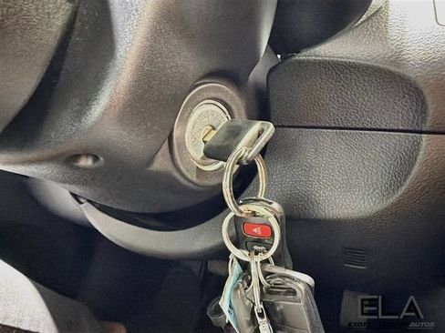 Used 2006 Nissan 350Z Coupe w/ (K96) Aerodynamics Pkg RWD image 30