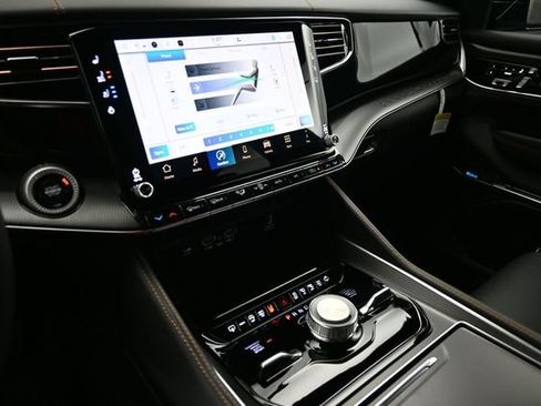 New 2026 Jeep Grand Wagoneer Summit AWD/4WD image 8