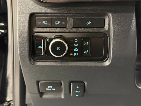 Used 2023 Ford F250 Lariat w/ Lariat Ultimate Package image 23