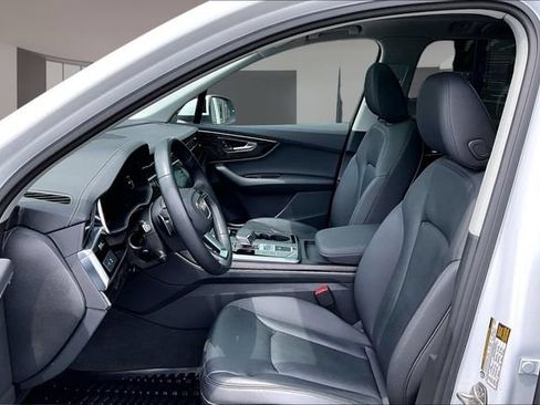 Certified 2023 Audi Q7 3.0T Premium w/ Convenience Package AWD/4WD image 21