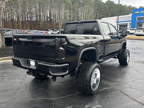 Used 2024 Chevrolet Silverado 2500 High Country w/ Midnight Edition image 5