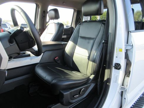 Used 2019 Ford F250 Lariat w/ Chrome Package AWD/4WD image 19