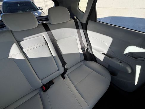 Used 2025 Hyundai Kona SEL image 37