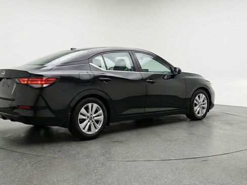 Used 2025 Nissan Sentra S FWD image 9