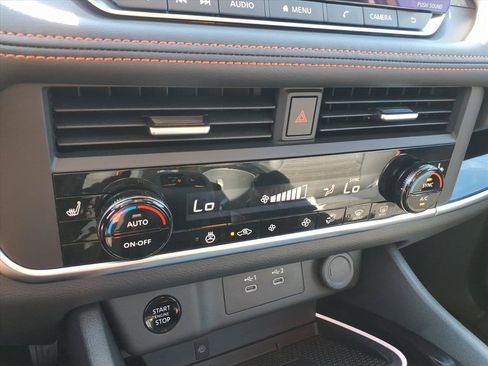 Used 2025 Nissan Rogue SV w/ Rock Creek Premium Package image 20