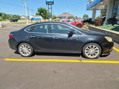 Used 2013 Buick Verano FWD image 3