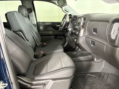 Used 2019 Chevrolet Silverado 1500 Custom Trail Boss w/ Custom Convenience Package image 15