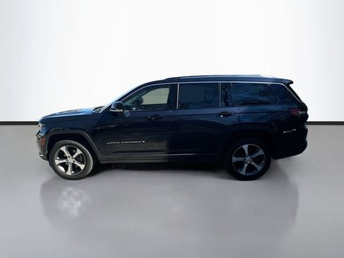 Used 2023 Jeep Grand Cherokee L Limited w/ Trailer Tow Group (B) image 9