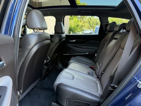 Used 2019 Hyundai Santa Fe Limited image 14