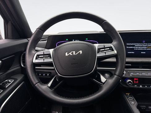 Used 2025 Kia Telluride EX X-Line image 12