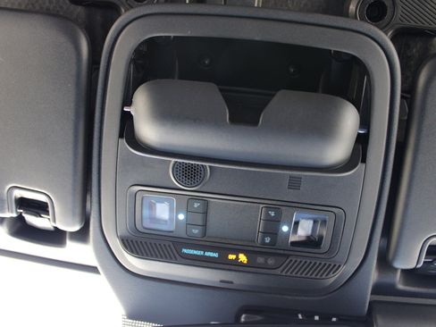 Used 2025 Ford Bronco Big Bend image 28