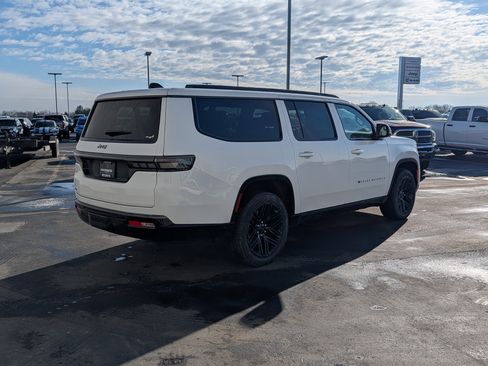 New 2026 Jeep Grand Wagoneer L Limited image 2