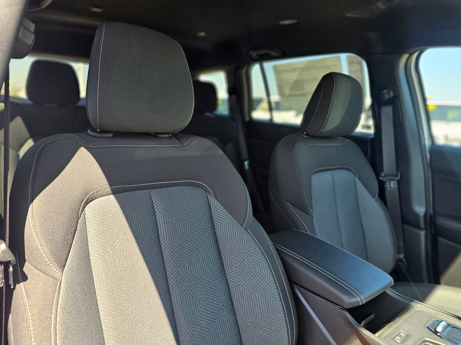 New 2026 Jeep Cherokee Laredo AWD/4WD image 29