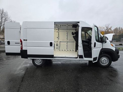 New 2026 RAM ProMaster 1500 w/ Premium Convenience Group image 15