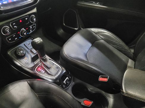 Used 2018 Jeep Compass Limited w/ Navigation Group AWD/4WD image 26