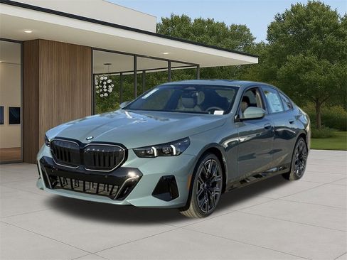 New 2026 BMW 530i w/ M Sport Package image 2