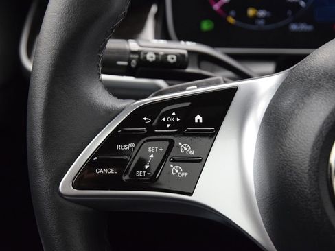 Certified 2026 Mercedes-Benz GLC 300 image 26