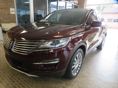Used 2018 Lincoln MKC Reserve w/ Lincoln MKC Climate Package image 1