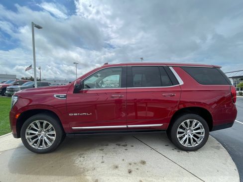 Used 2024 GMC Yukon Denali AWD/4WD image 4