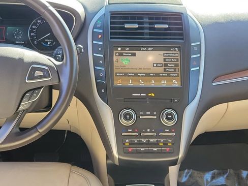 Used 2019 Lincoln MKC Select w/ Select Plus Package image 20