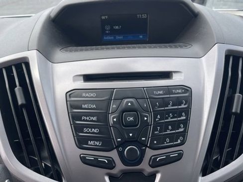 Used 2018 Ford Transit 150 XLT image 26