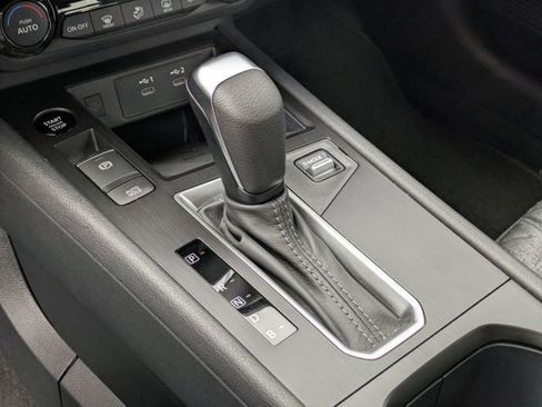 Certified 2026 Nissan Kicks SV image 24