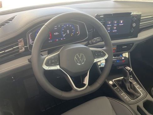 New 2025 Volkswagen Jetta SEL image 31