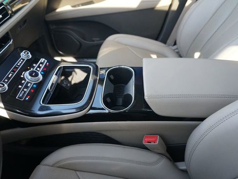 Used 2022 Lincoln Nautilus Reserve image 30