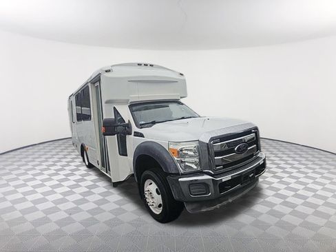 Used 2012 Ford F550 XL w/ Payload Upgrade Pkg image 2