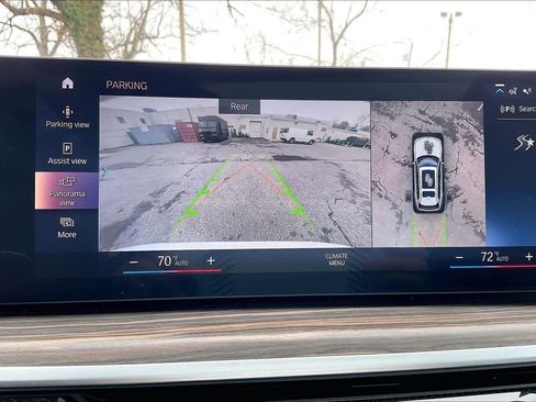 Used 2023 BMW X7 xDrive40i w/ Executive Package image 32