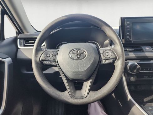 Certified 2022 Toyota RAV4 LE image 12