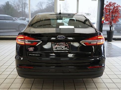 Used 2019 Ford Fusion S image 14