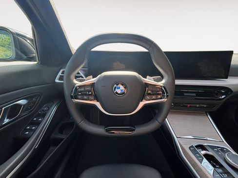 Used 2025 BMW 330i xDrive Sedan image 12