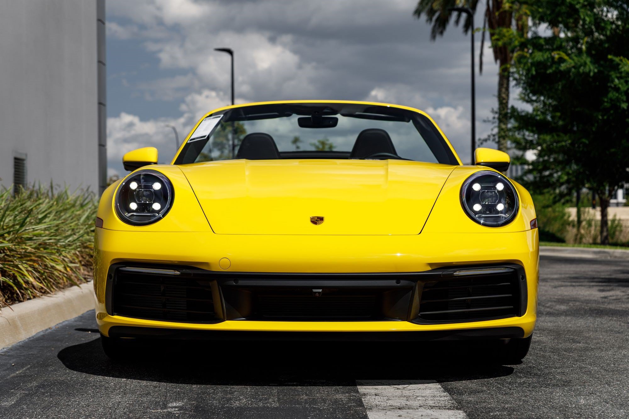 Used 2022 Porsche 911 Carrera RWD image 4