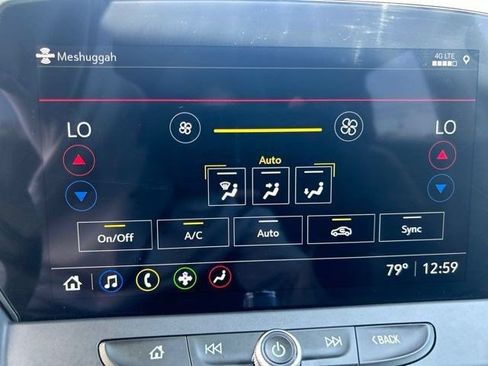 Used 2025 Chevrolet Blazer LT FWD image 28