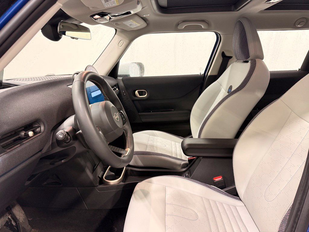 Certified 2025 MINI Cooper S FWD image 12