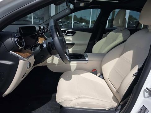 Used 2024 Mercedes-Benz C 300 Sedan image 11