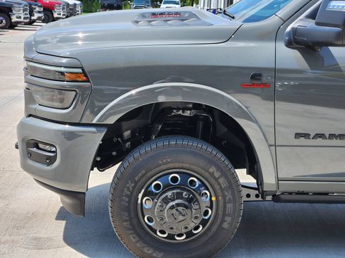 New 2026 RAM 3500 Limited AWD/4WD image 10