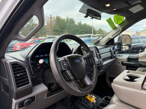 Used 2018 Ford F550 4x4 Crew Cab Super Duty image 34