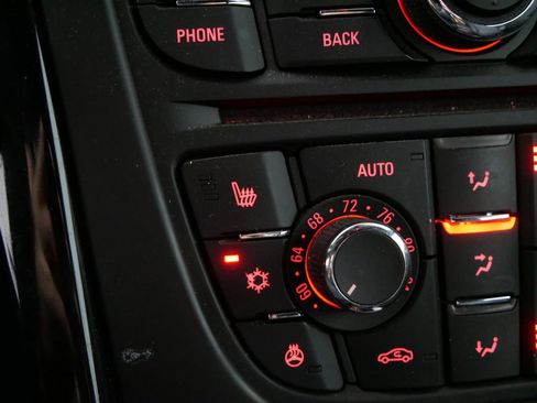 Used 2016 Buick Cascada Premium image 21