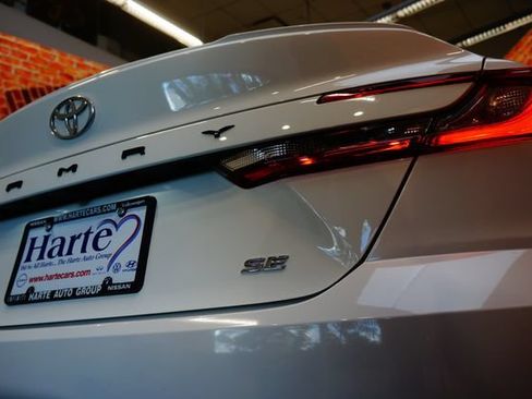 Used 2025 Toyota Camry SE w/ Convenience Package FWD image 40