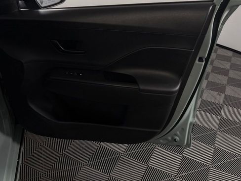 Used 2024 Hyundai Kona SEL FWD image 29
