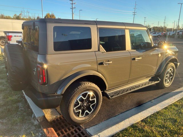Used 2026 Ford Bronco Outer Banks AWD/4WD image 6