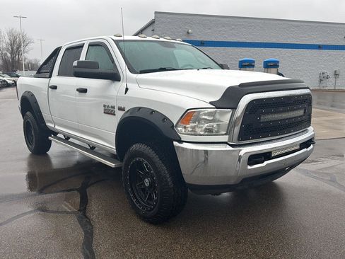 Used 2018 RAM 2500 Tradesman w/ Chrome Appearance Group image 9