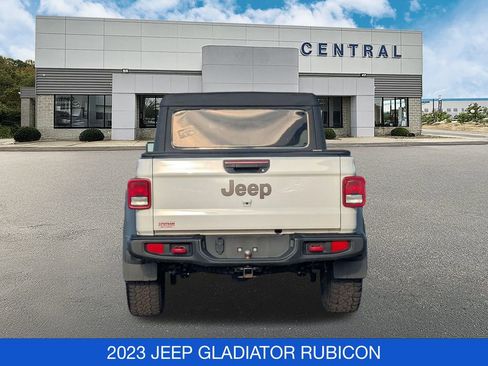 Used 2023 Jeep Gladiator Rubicon image 7