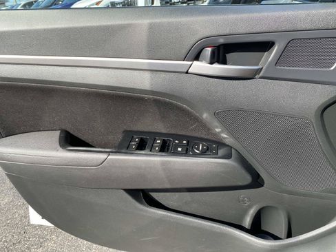 Used 2020 Hyundai Elantra SEL w/ Cargo Package (C1) FWD image 19