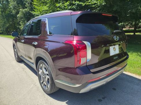 Used 2024 Hyundai Palisade Limited AWD/4WD image 3