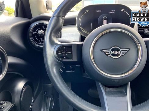 Used 2024 MINI Cooper SE FWD image 18