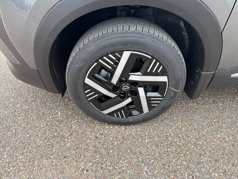 New 2026 Nissan Kicks SV w/ Cold Weather Package FWD image 23