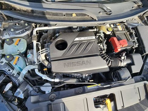 Used 2023 Nissan Rogue SV image 18